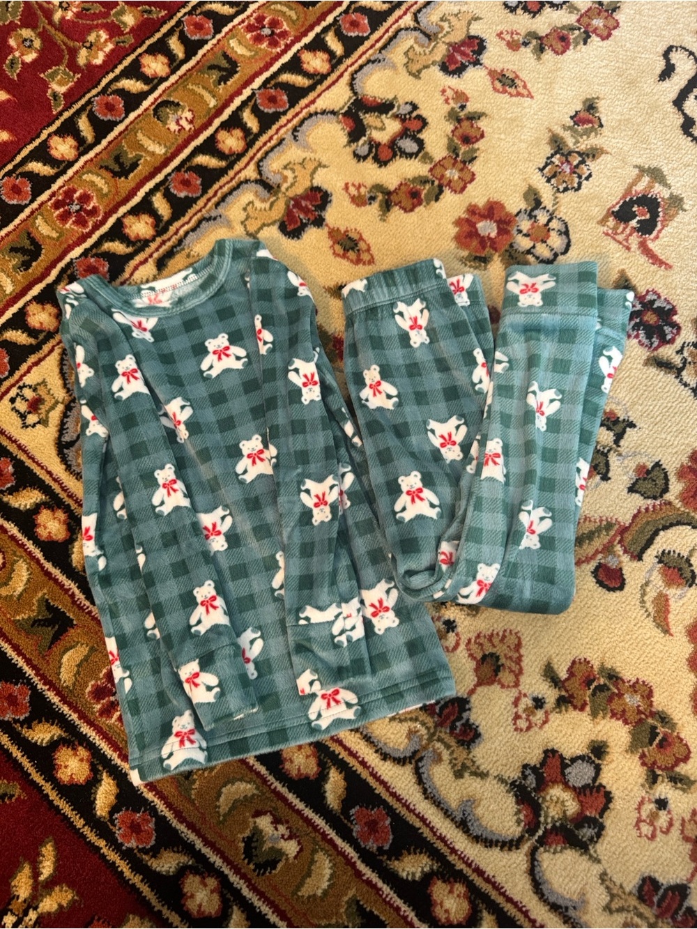 Cat & Jack Green Plaid Polar Bear Pajama Set